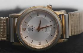 西马手表发条一直上不紧怎么修复